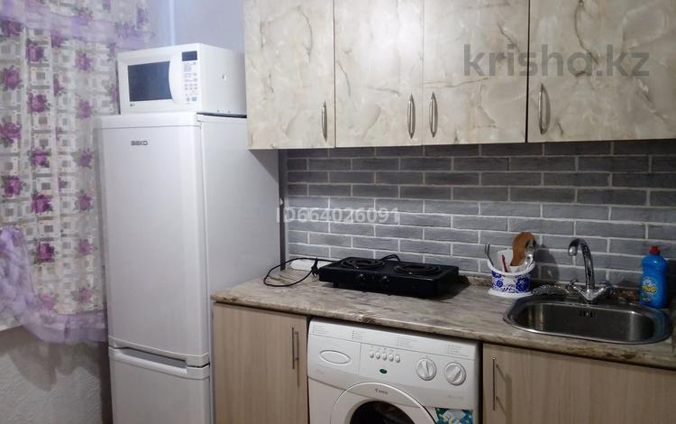 1-комнатная квартира · 33 м² · 2/5 этаж, Потанина за 8 000 ₸ в Усть-Каменогорске — фото 3