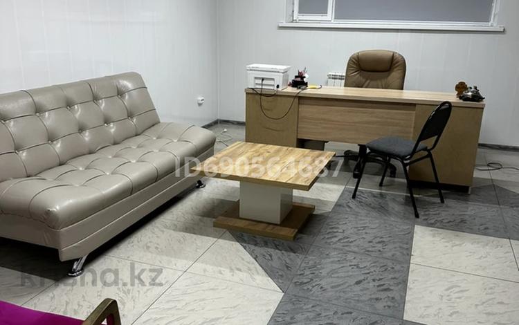 Свободное назначение, офисы, магазины и бутики, склады · 40 м² за 7 млн 〒 в Костанае — фото 5