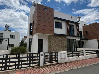 Отдельный дом · 4 комнаты · 180 м² · 2 сот., ул. Ada park В2 за 177.7 млн ₸ в 
