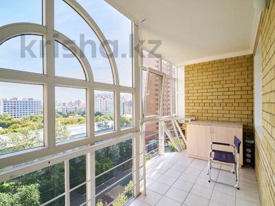 4-комнатная квартира · 163.9 м² · 9/9 этаж, Уалиханова 9/1 за 65.5 млн ₸ в Астане, р-н Байконур