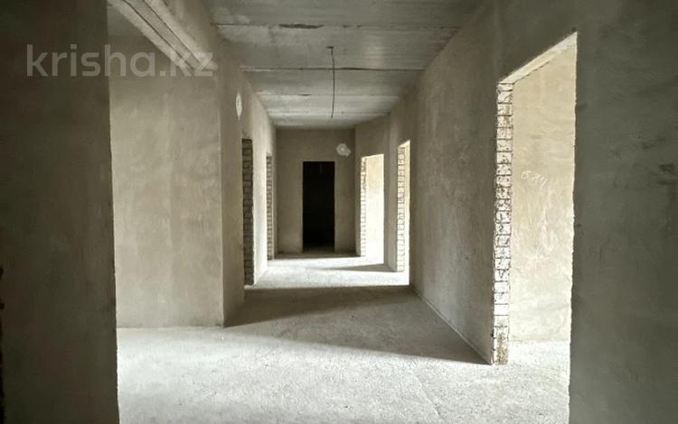 4-бөлмелі пәтер · 139.19 м² · 7/9 қабат, мкр. Алтын орда 24, бағасы: ~ 62.6 млн ₸ в Актобе — фото 3