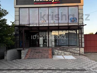 Жеке үй · 7 бөлме · 313 м² · 8.5 жүзд., проспект Абая 265, бағасы: 170 млн ₸ в Таразе