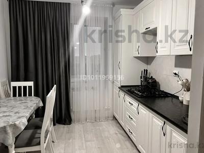 2-комнатная квартира · 57 м² · 9/9 этаж, жилой массив Есет Батыр, 4 мкр 9г за 18 млн ₸ в Актобе