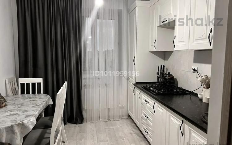 2-комнатная квартира · 57 м² · 9/9 этаж, жилой массив Есет Батыр, 4 мкр 9г за 18 млн ₸ в Актобе — фото 8