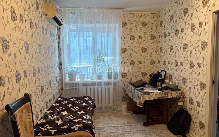 2-комнатная квартира · 45 м² · 2/5 этаж, просп. Азаттык 49 за 14 млн ₸ в Атырау, мкр Авангард-2 — фото 2