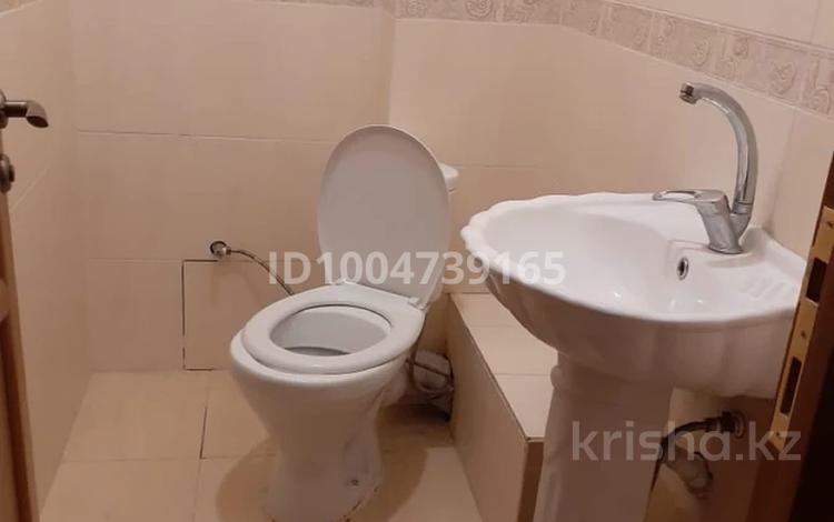 2-бөлмелі пәтер · 70 м² · 7/10 қабат, Байгазиева 35, бағасы: 300 000 ₸ в Каскелене — фото 2