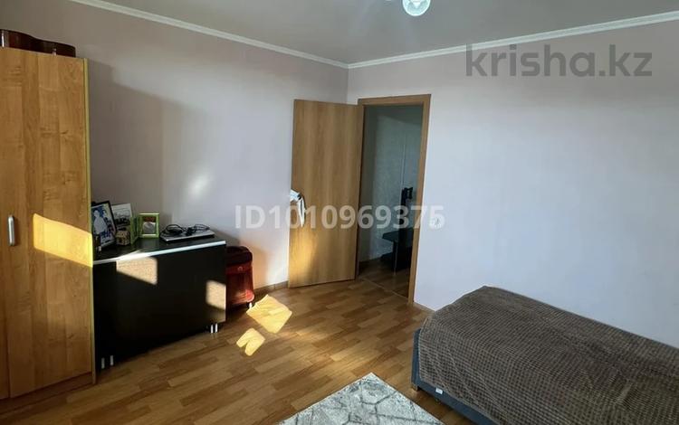 3-комнатная квартира · 83 м² · 5/5 этаж, ул. Кокжал Барака за 29 млн ₸ в Усть-Каменогорске — фото 2