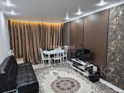 2-комнатная квартира · 49 м², Сатпаева 112 за 200 000 ₸