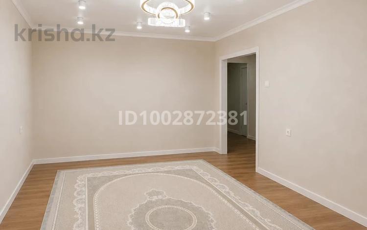 3-комнатная квартира · 100.2 м² · 8/9 этаж, Самал 110 — Тәуелсіздік за 35 млн ₸ в Уральске — фото 36