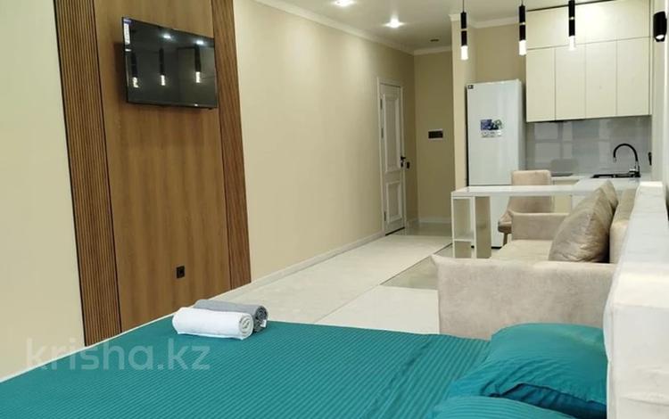 1-комнатная квартира · 35 м² · 6/10 этаж, Толе би 285 к11, 285/8 к12, 285/8 к13, 285/8 к14, 285/8 к15, 285/8 к16, 285/8 к17 — Толе би Утеген батыр за 2 000 ₸ в Алматы, Ауэзовский р-н — фото 2