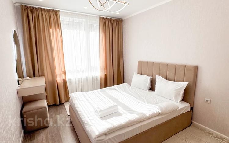 2-комнатная квартира · 56 м² · 10 этаж, Жандосова 94А за 18 000 〒 в Алматы, Бостандыкский р-н — фото 2