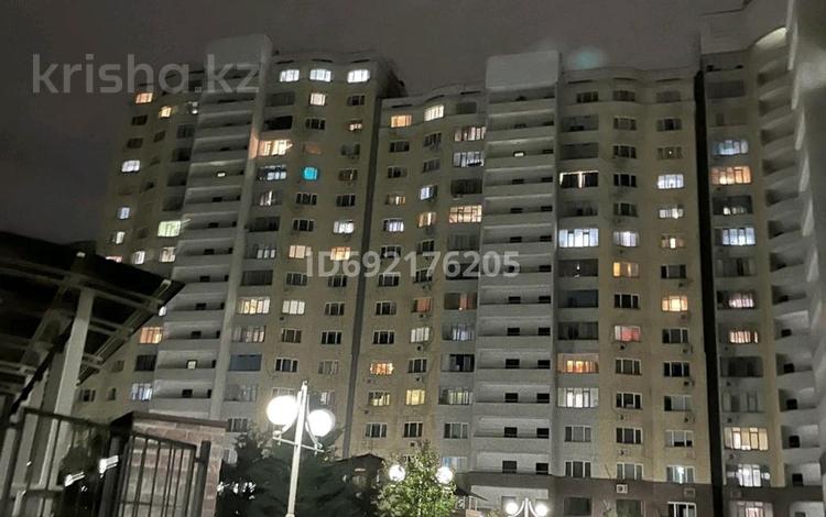 2-комнатная квартира, 69 м², 2/16 этаж, Навои за ~ 55.6 млн 〒 в Алматы, Ауэзовский р-н — фото 18