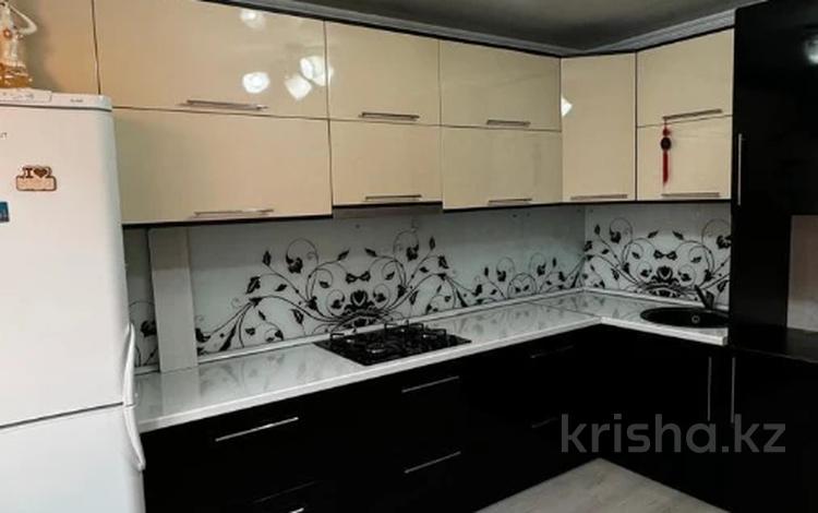 2-бөлмелі пәтер · 61.2 м² · 5/5 қабат, 5-й Микрорайон 12, бағасы: 27.5 млн ₸ в Костанае — фото 2
