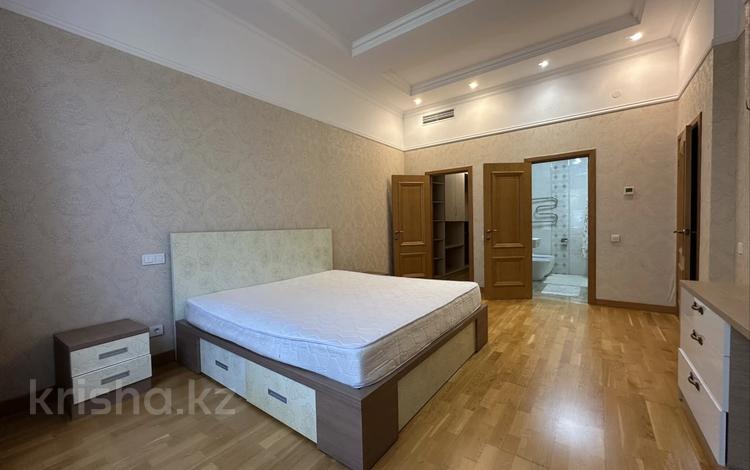 3-комнатная квартира · 110 м² · 1/7 этаж, мкр Мирас 157 за 800 000 ₸ в Алматы, Бостандыкский р-н — фото 2