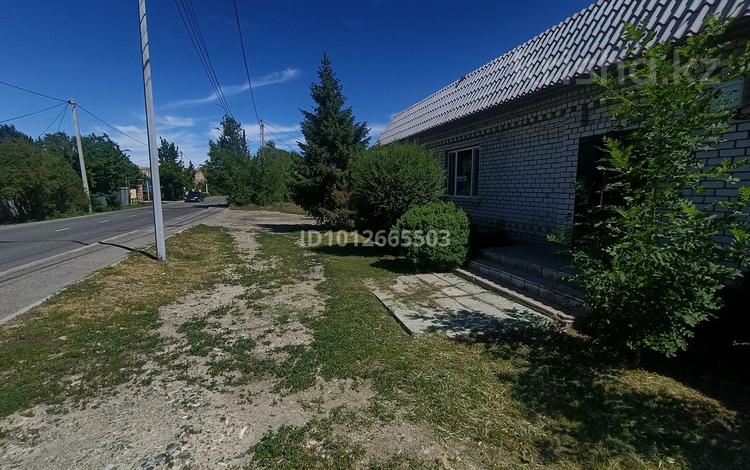 1 бөлме · 45 м² · 1/1 қабат, Қадыржанов 49, бағасы: 60 000 ₸ в Талдыкоргане, мкр Жастар — фото 2
