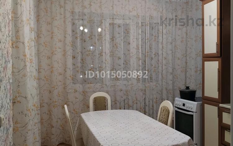1-комнатная квартира · 41 м² · 2/10 этаж, Кумысбекова 8 — Сейфуллина за 22.8 млн ₸ в Астане, Сарыарка р-н — фото 2