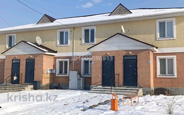 4-комнатная квартира · 85 м² · 2/2 этаж, Омирзак 20 за 30 млн 〒 в Каскелене — фото 2