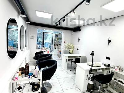 Салон красоты · 34 м² за 2 млн ₸ в Актобе, мкр 11