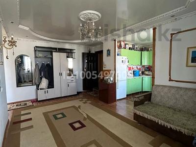 4-бөлмелі пәтер · 88.6 м² · 5/5 қабат, Качарская 1 — Школа 7, бағасы: 22 млн ₸ в Рудном