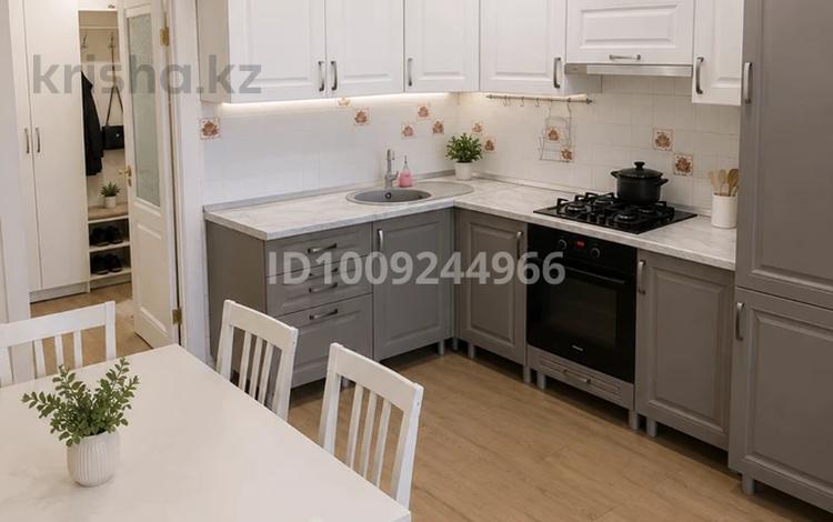 3-бөлмелі пәтер · 65 м² · 2/6 қабат, Темира Масина 41 — Район гост. Саяхат центр возле 3 школы, бағасы: 250 000 ₸ в Уральске — фото 14