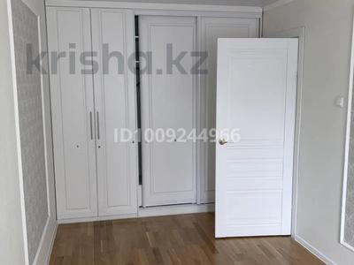 3-бөлмелі пәтер · 65 м² · 2/6 қабат, Темира Масина 41 — Район гост. Саяхат центр возле 3 школы, бағасы: 250 000 ₸ в Уральске