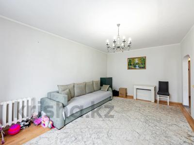 3-бөлмелі пәтер, 80 м², 4/5 қабат, Кайрата Рыскулбекова 2/2, бағасы: 31 млн 〒 в Астане, Алматы р-н