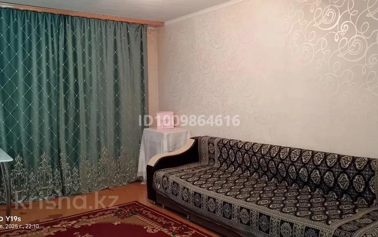 2-бөлмелі пәтер · 46 м² · 4/5 қабат, Мичурина 7а, бағасы: 5.8 млн ₸ в Шахтинске — фото 2