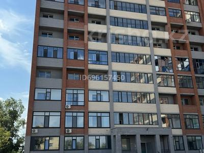 3-бөлмелі пәтер, 95 м², 6/10 қабат, Сатпаева 182, бағасы: 33 млн 〒 в Павлодаре