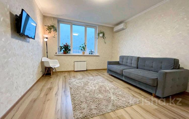 2-комнатная квартира, 60 м², 5/9 этаж помесячно, Туран 55/4