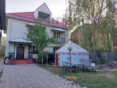 Отдельный дом · 5 комнат · 240 м² · 10 сот., мкр Айгерим-2, Ул.Майкопская 46/1 — Рыскулова Сайна за 125 млн 〒 в Алматы, Алатауский р-н