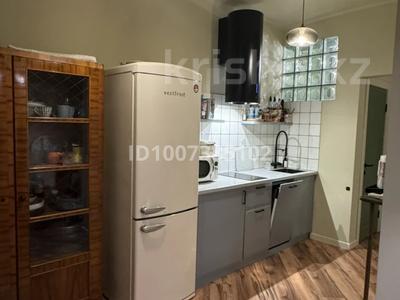 2-бөлмелі пәтер · 52.3 м² · 1/3 қабат, мкр Новый Город, Нурсултана Назарбаева 14 — Назарбаева/ерубаева, бағасы: 32 млн ₸ в Караганде, Казыбек би р-н