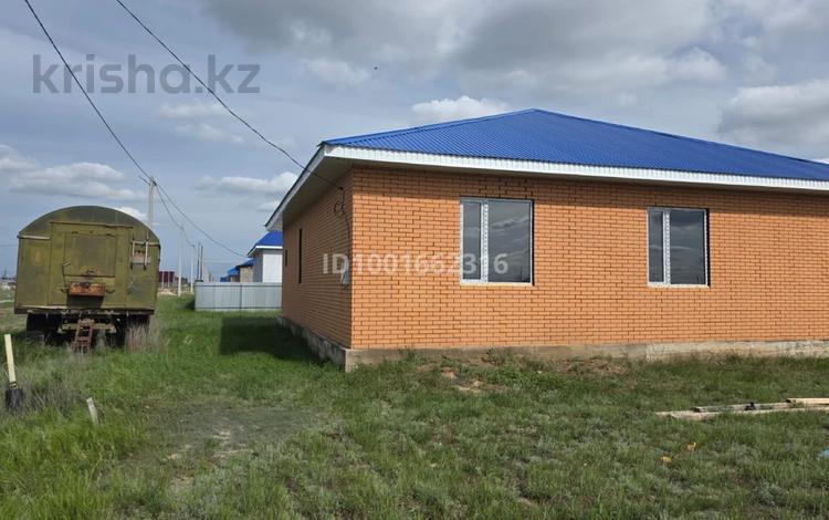 Отдельный дом · 4 комнаты · 110 м² · 10 сот., Аралтал за 15 млн 〒 в Аксае — фото 2