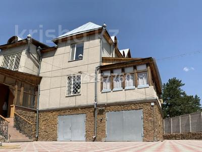 Продажа домов и дачи в Абай обл.: Отдельный дом · 6 комнат · 310 м² · 28 сот., Мкр Красный Кордон 2 — Кранокордонная за 101 млн 〒 Отдельный дом · 6 комнат · 310 м² · 28 сот., Мкр Красный Кордон 2 — Кранокордонная за 101 млн 〒 в Семее
