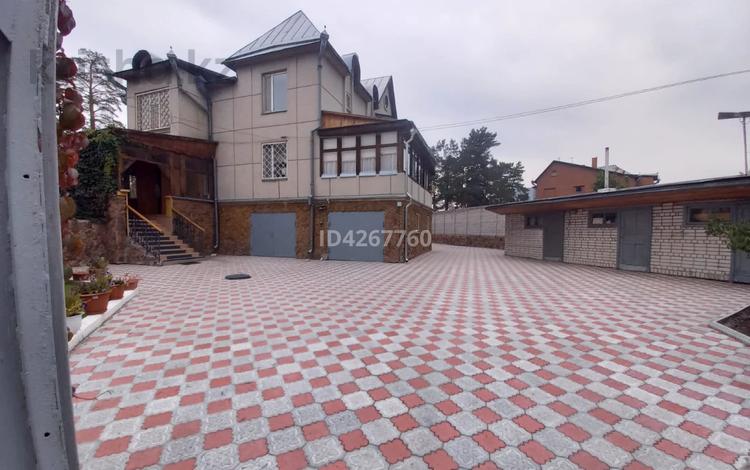 Жеке үй · 6 бөлме · 310 м² · 28 жүзд., Мкр Красный Кордон 2 — Кранокордонная, бағасы: 120 млн ₸ в Семее — фото 80