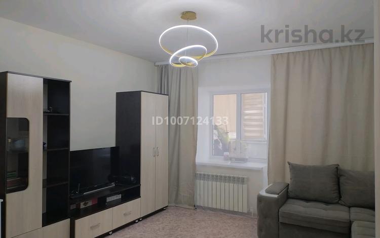 1-комнатная квартира · 43.4 м² · 9/9 этаж, жилой массив Есет Батыр — Супермаркет "Анвар" за 11.5 млн 〒 в Актобе — фото 2