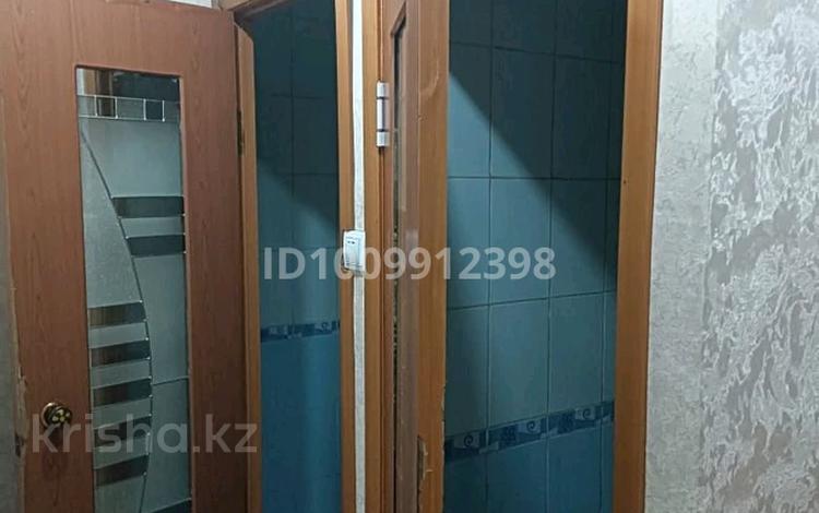 3-комнатная квартира · 60 м² · 1/4 этаж, Ы.сулейменова — Уәлиханов за 20 млн ₸ в  — фото 2