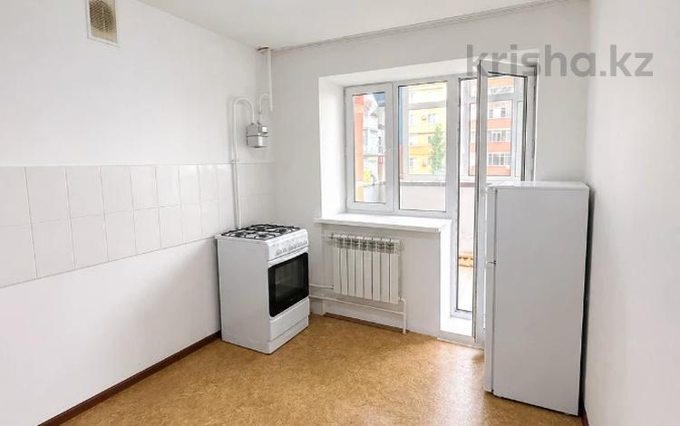 1-бөлмелі пәтер · 37 м² · 1/9 қабат, 4 микрорайон, бағасы: 8.8 млн ₸ в Актобе — фото 2