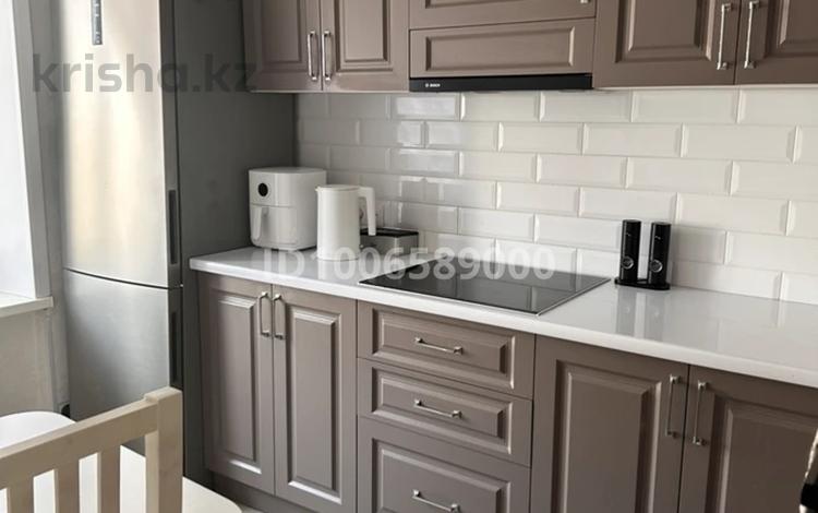 3-бөлмелі пәтер · 67 м² · 5/5 қабат, Момышулы 62, бағасы: 24 млн ₸ в Темиртау — фото 2