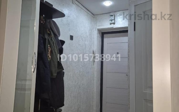 2-комнатная квартира · 48 м² · 2/5 этаж, Есенберлина 15 — Сзади акимата, возле школы №7 за 200 000 ₸ в Жезказгане — фото 2