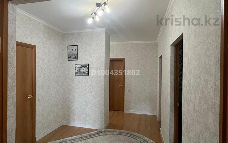 3-комнатная квартира · 98 м² · 6/9 этаж, Чингиза Айтматова 36 за 47 млн ₸ в Астане, Есильский р-н — фото 2