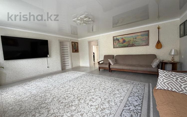 Отдельный дом · 4 комнаты · 144.2 м² · 4.5 сот., Октябрят 202 за 95 млн ₸ в Павлодаре — фото 13