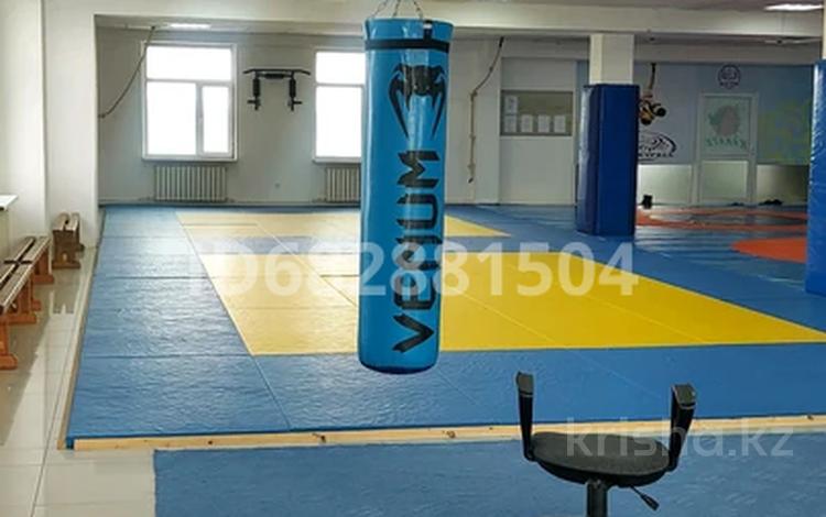 Магазины и бутики · 255 м² за ~ 1.1 млн 〒 в Астане, Алматы р-н — фото 2