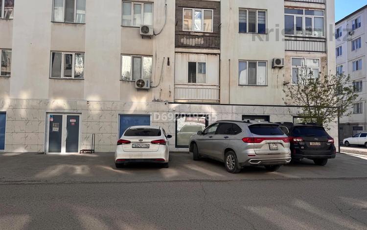 Еркін, кеңселер, дүкендер мен бутиктер, қоймалар, қоғамдық тамақтану орны, сұлулық салондары, медорталықтар мен дәріханалар, білім орталықтары, ойын-сауық · 87.4 м², бағасы: 32 млн ₸ в Атырау, мкр Нурсая — фото 7