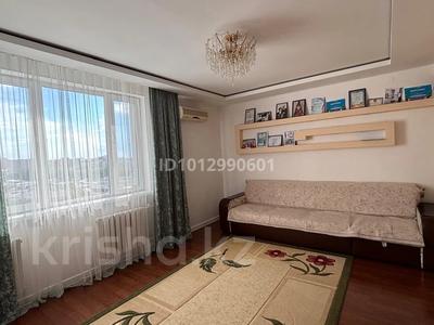 3-комнатная квартира · 90 м² · 8/16 этаж, мкр Шубар, Кабанбай батыра 2/5 36 — Центральный парк, набережная за 54 млн ₸ в Астане, Есильский р-н
