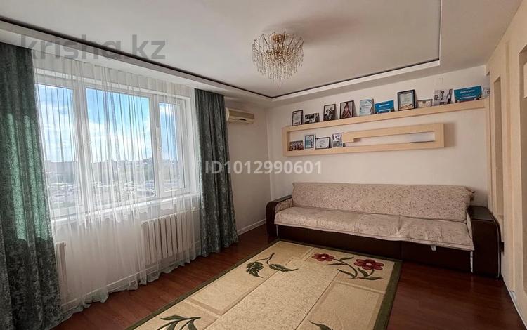 3-комнатная квартира · 90 м² · 8/16 этаж, мкр Шубар, Кабанбай батыра 2/5 36 — Центральный парк, набережная за 54 млн ₸ в Астане, Есильский р-н — фото 3