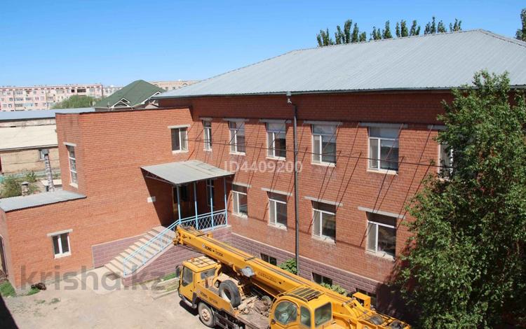 Өнеркәсіптік база · 38 сотық, Жандосова 25а — Рыскулова, бағасы: 240 млн ₸ в  — фото 14