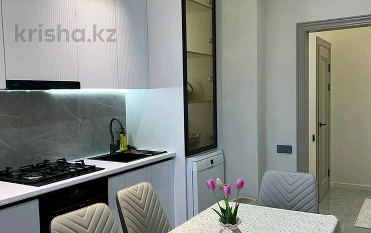 2-комнатная квартира · 70 м² · 4/9 этаж, Дружбы 14 за 400 000 ₸ в Атырау — фото 2