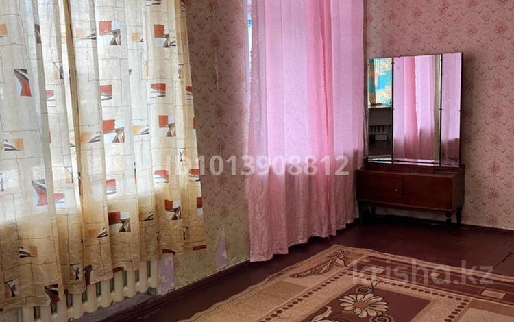 1-комнатная квартира · 40 м² · 1/3 этаж, Нурсултан Назарбаева 146 — Пугачева за 100 000 ₸ в Уральске — фото 2