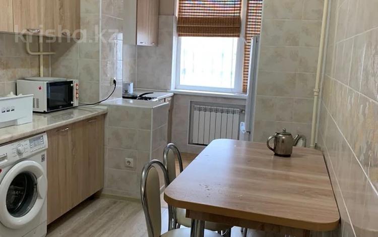 2-комнатная квартира · 56 м² · 2/5 этаж, 14-й мкр 40 за 160 000 ₸ в Актау — фото 2