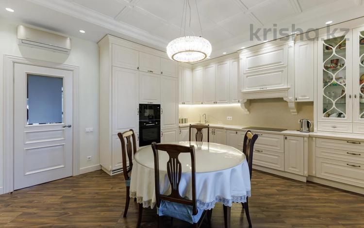 6-комнатная квартира · 200 м², Мәңгілік Ел 29/1 за 250 млн ₸ в Астане, Есильский р-н — фото 2